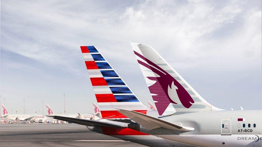 Les avions d'American et de Qatar AIrways