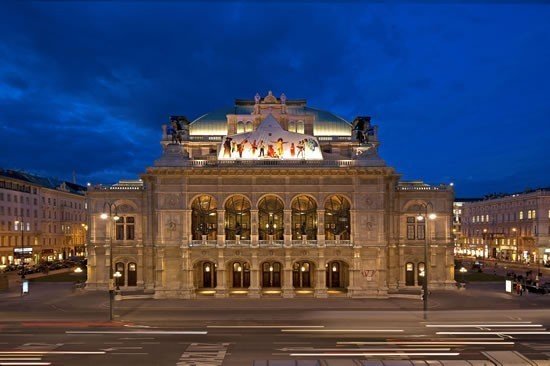 opera-vienne-facade
