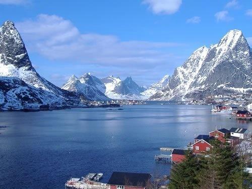 fjord reine