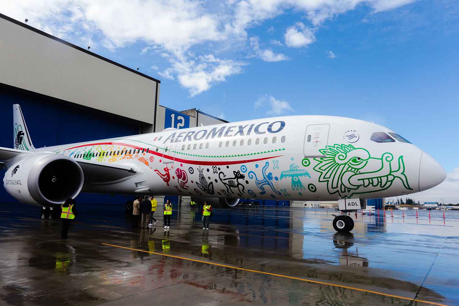 aeromexico dreamliner quetzalcoatl