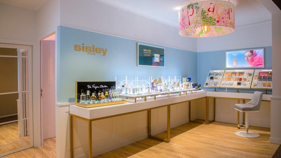 Air France ouvre un salon de beauté Sisley pour les clients Première