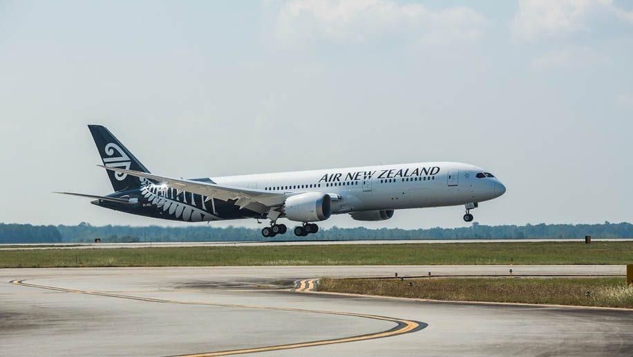 Air New Zealand suspend des vols du fait de problèmes sur des réacteurs Rolls Royce