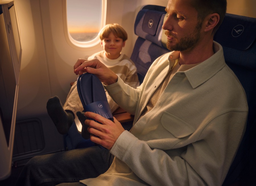 premium sandales fox lufthansa 2026.jpg