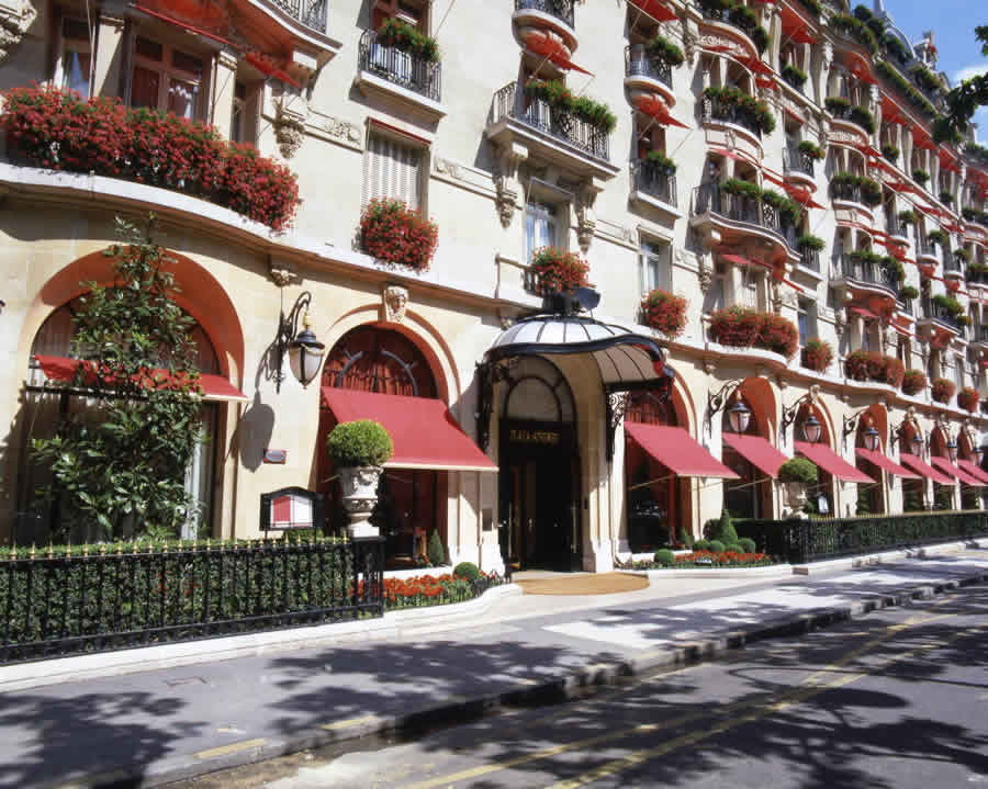 plaza athenee