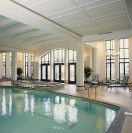 chateau-frontenac-piscine-quebec-canada