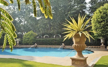 taj-mahal-palace-piscine-mumbai